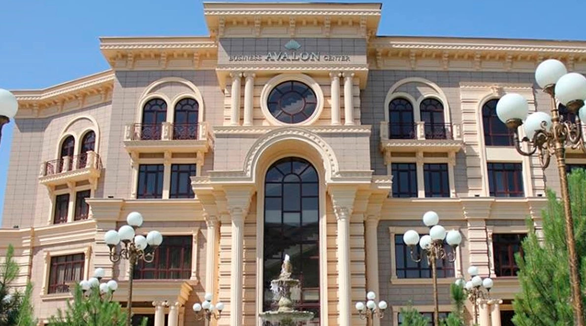 Завершение строительства БЦ “Avalon”